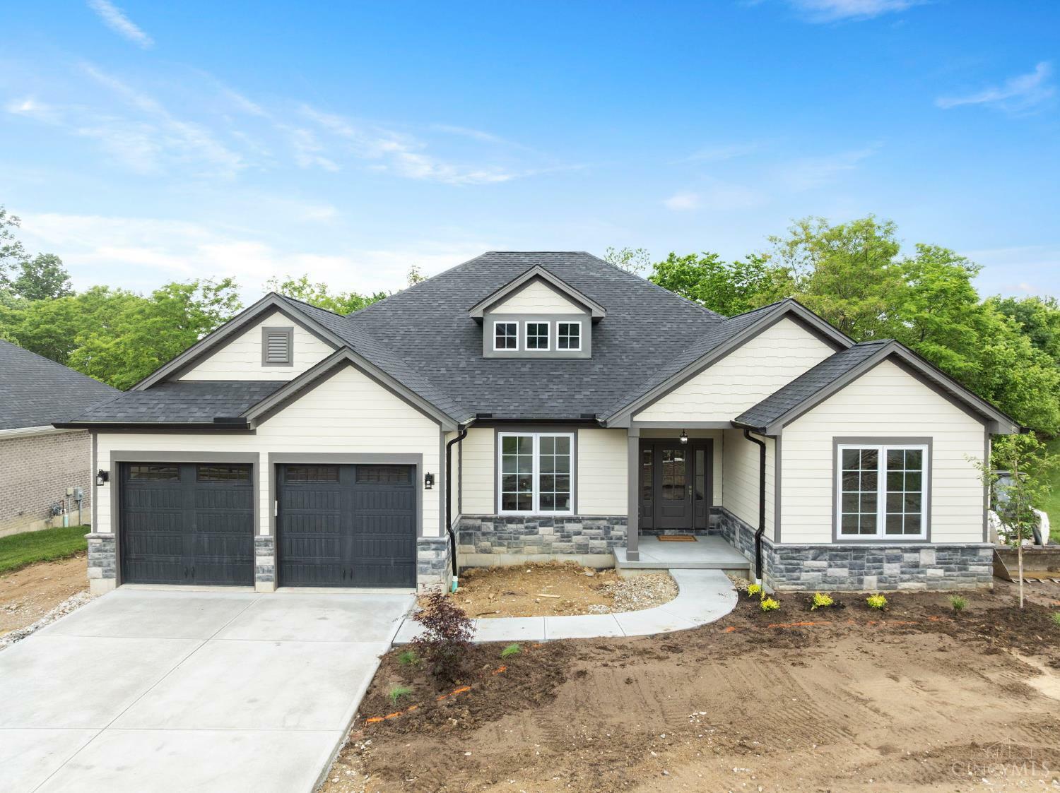 Property Photo: 8641 Doris Place OH 45002