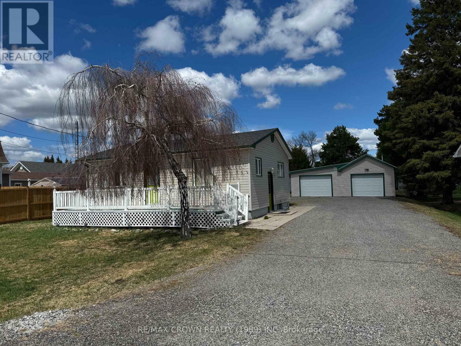 Property Photo: 35 Gauthier Street ON P0L 1G0