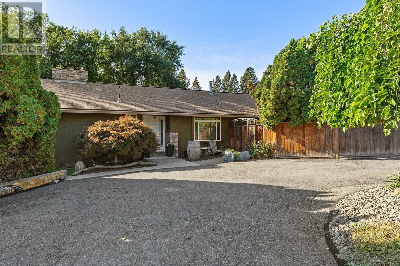 Property Photo: 2931 Thacker Drive BC V1Z 1X1