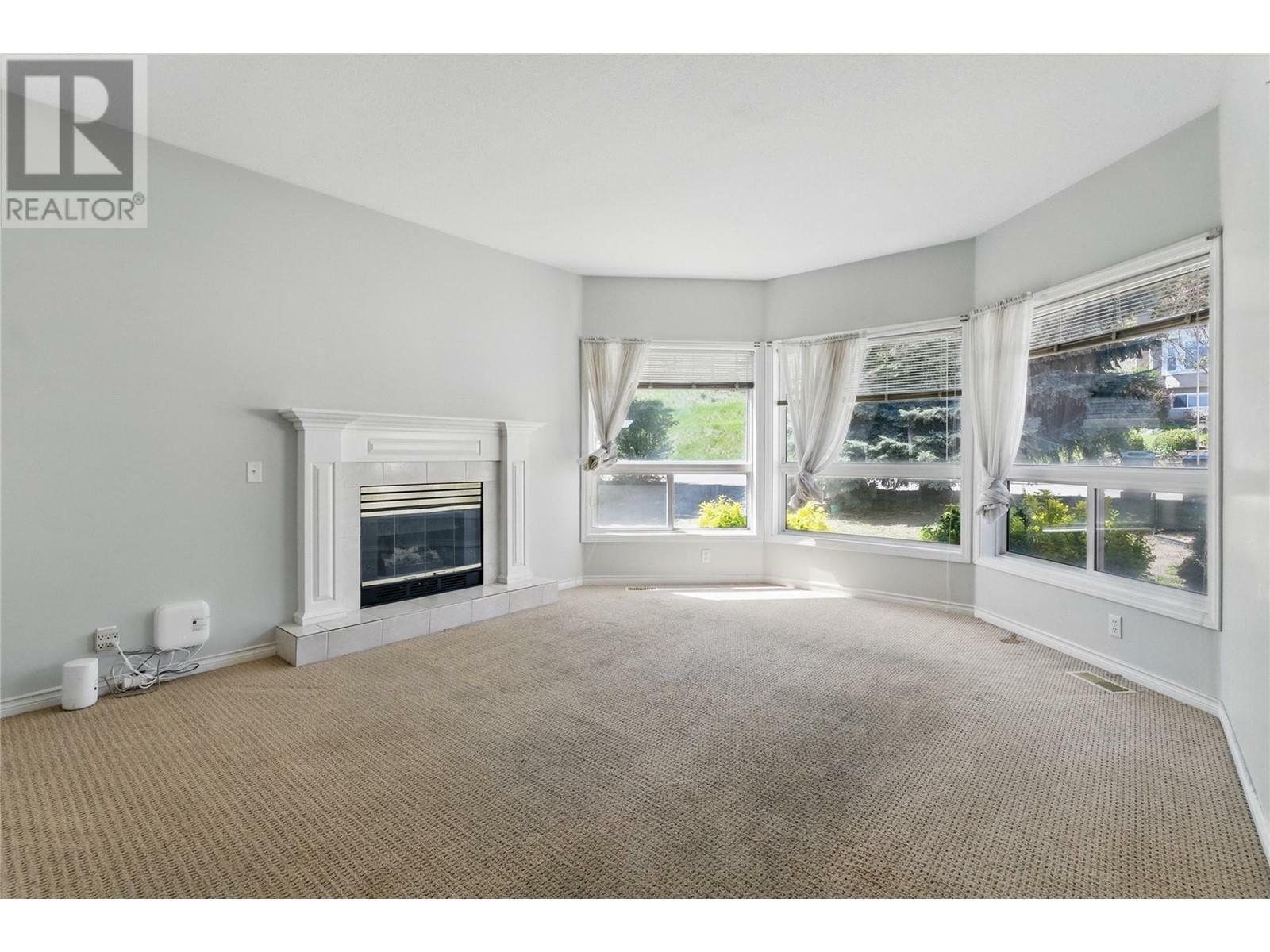 Property Photo: 467 Glen Pine Court BC V1V 1R3