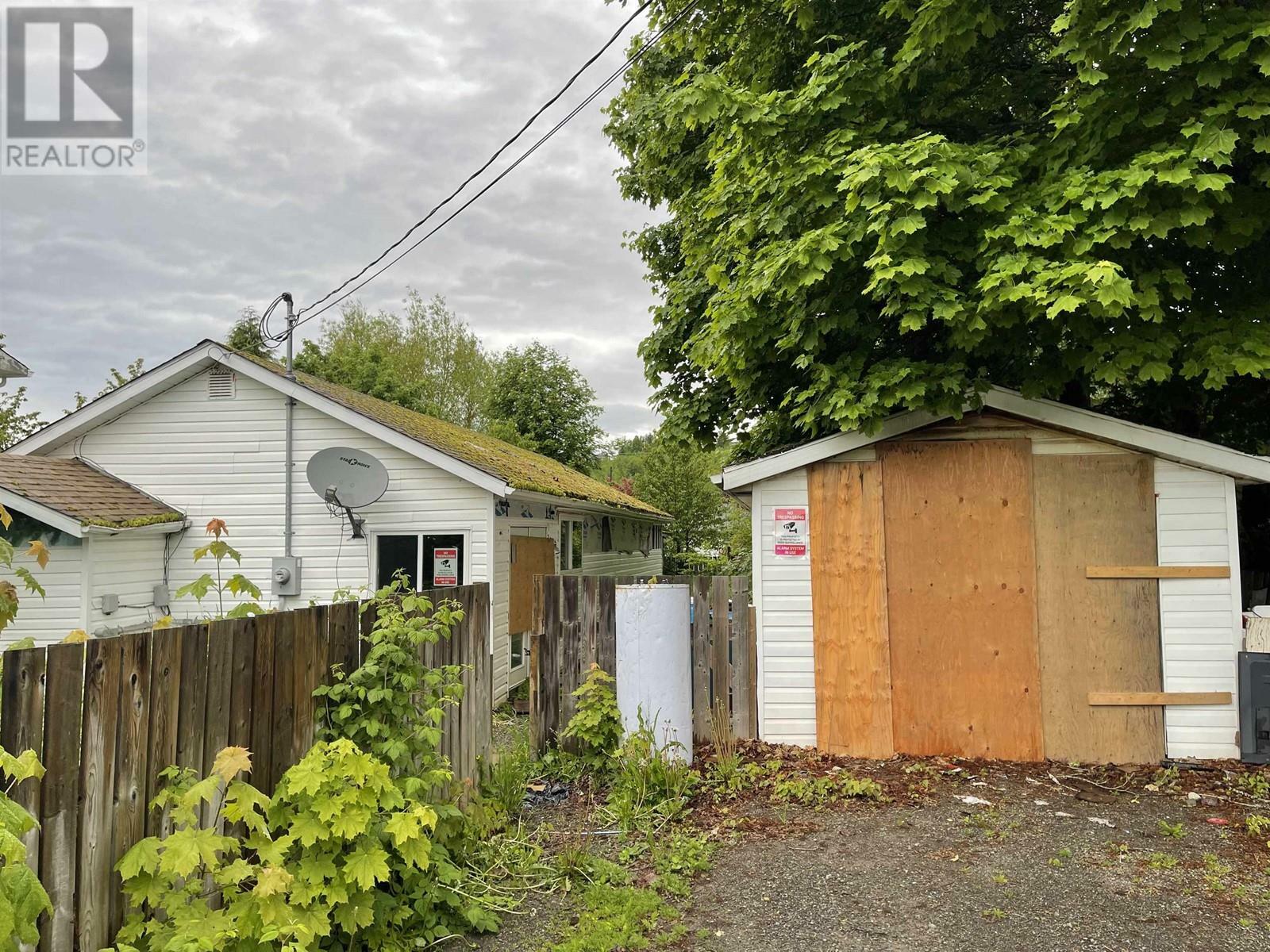Property Photo: 4526 Olson Avenue BC V8G 2A1