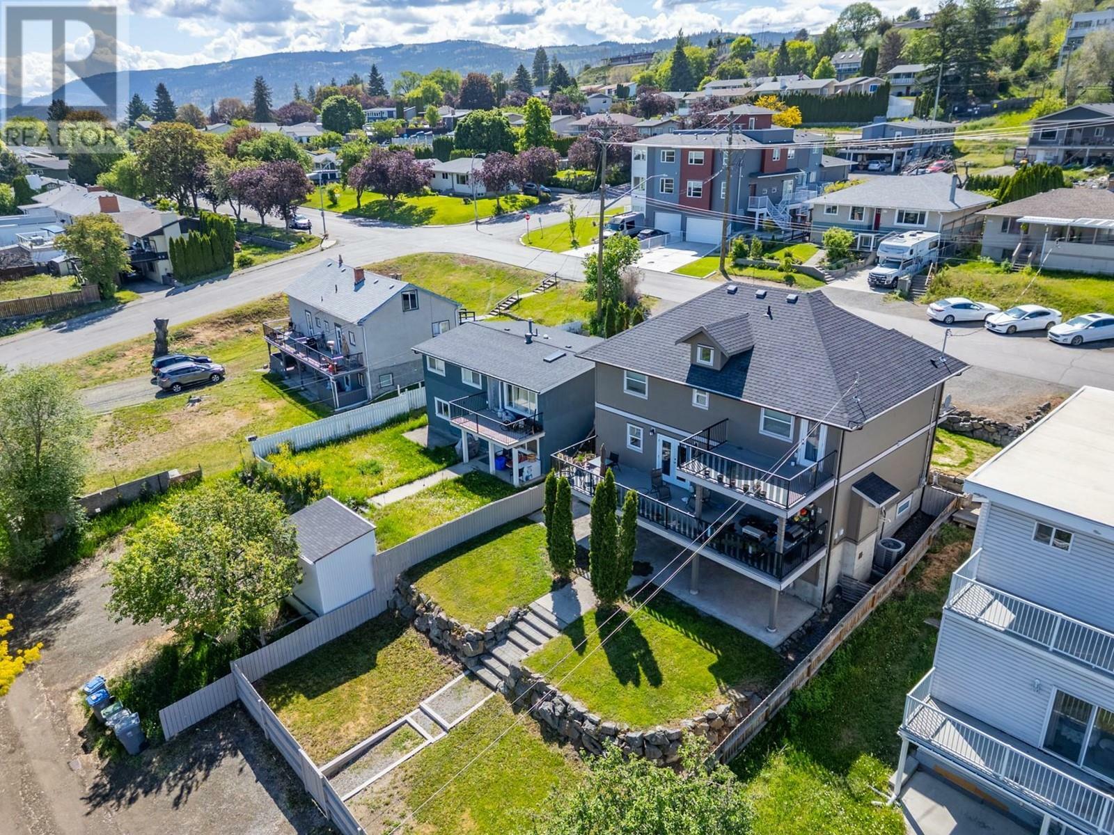Property Photo: 622 Battle W Street BC V2C 1H5