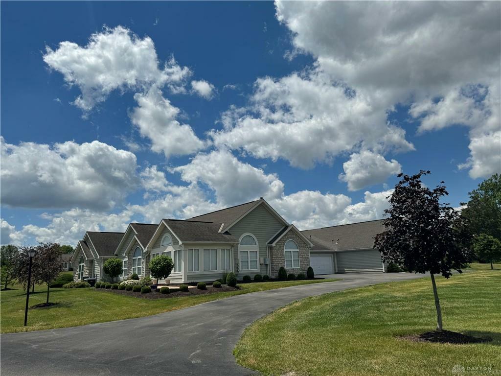 Property Photo:  5023 Crescent Ridge Drive  OH 45315 