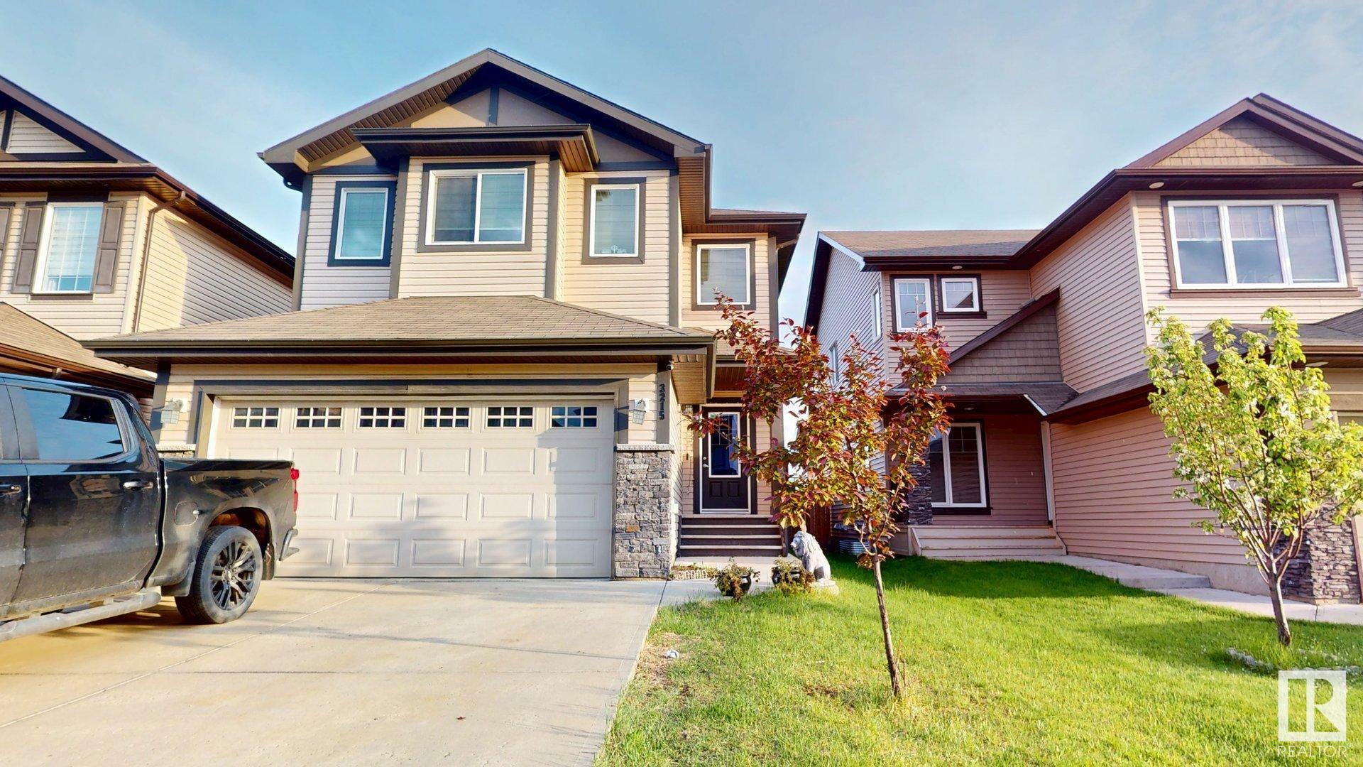 3215 15 Avenue NW  Edmonton AB T6T 0V2 photo