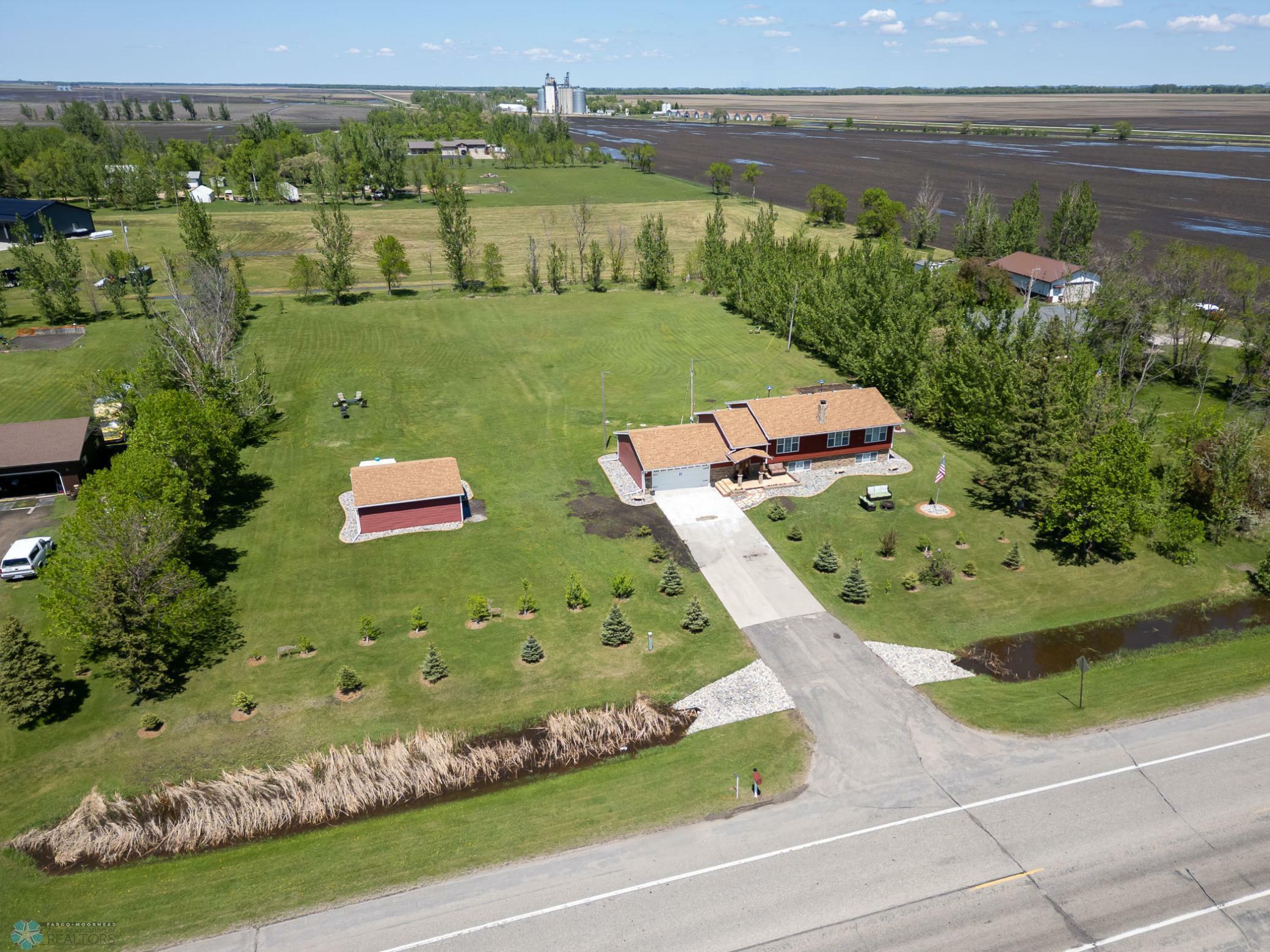 Property Photo: 1552 90 Avenue N MN 56560