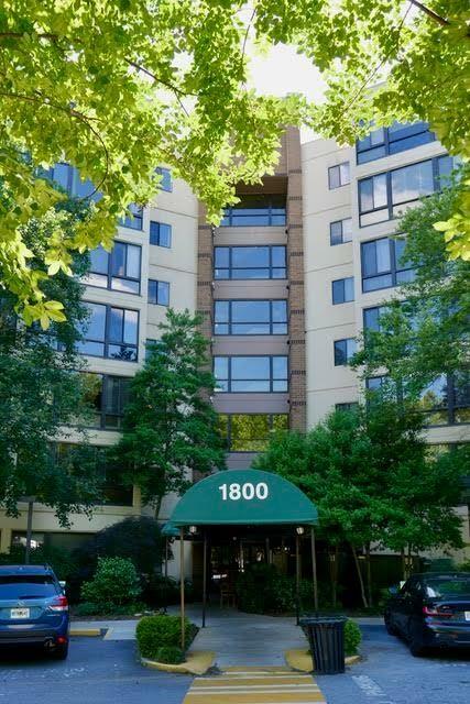 Property Photo:  1800 Clairmont Lake 412  GA 30033 