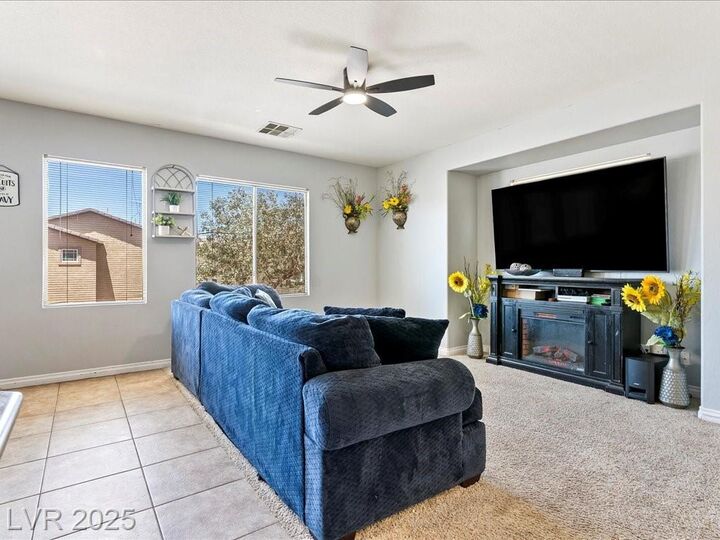 Property Photo: 3040 Balcones Fault Avenue NV 89081
