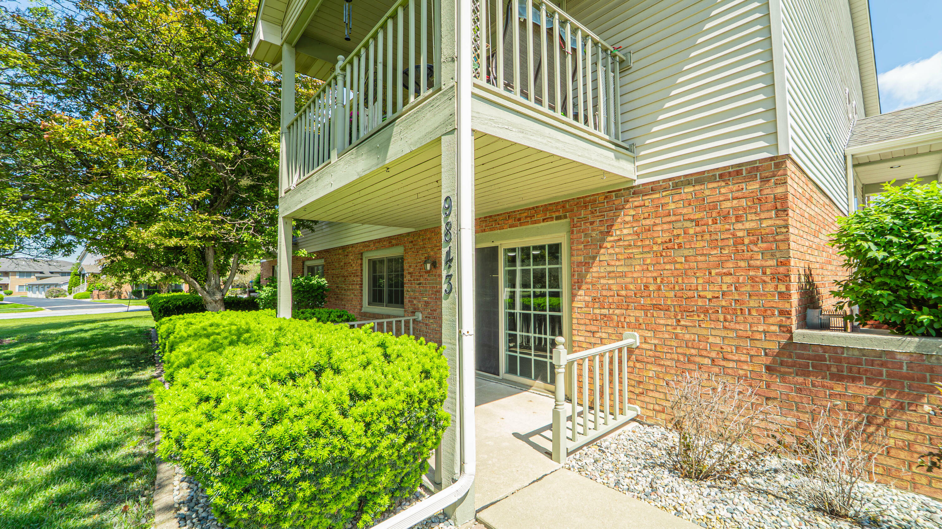 Property Photo:  9843 Parkway Drive  IN 46322 