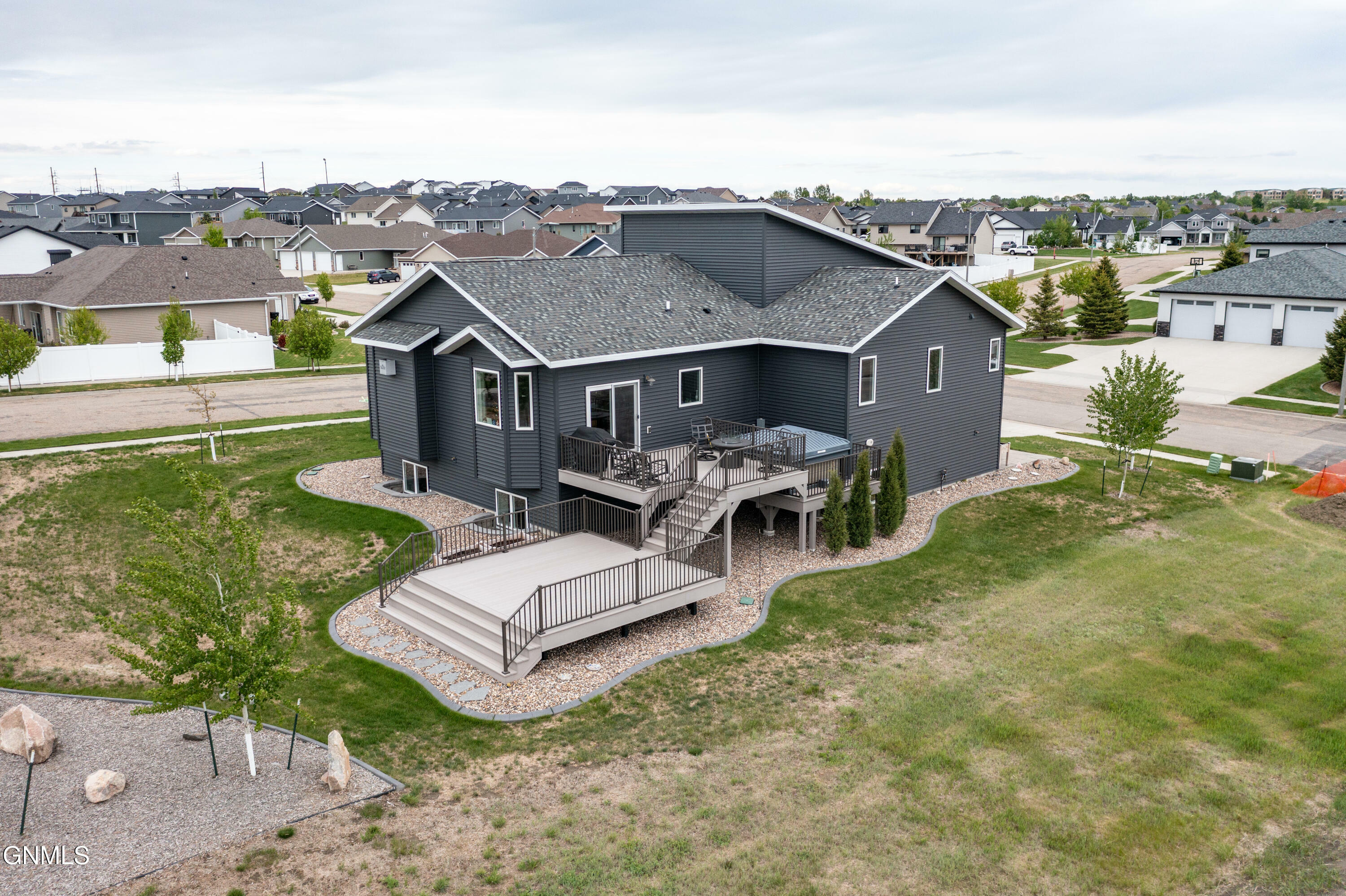 Property Photo: 1717 Prairie Hawk Drive ND 58503
