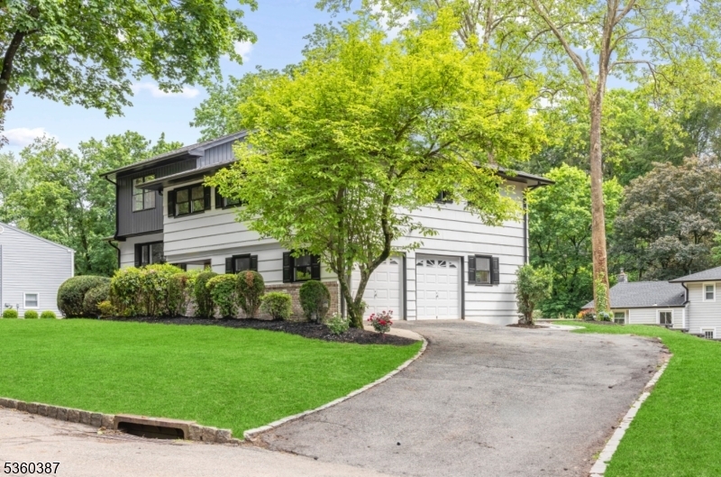 Property Photo: 9 Stonehedge Ln 1 NJ 07940