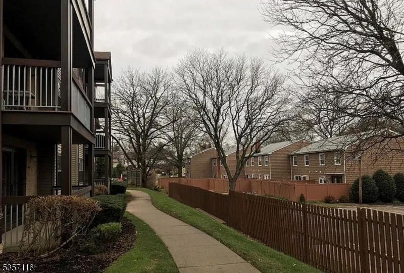 Property Photo: 404 Newport Ct NJ 08863
