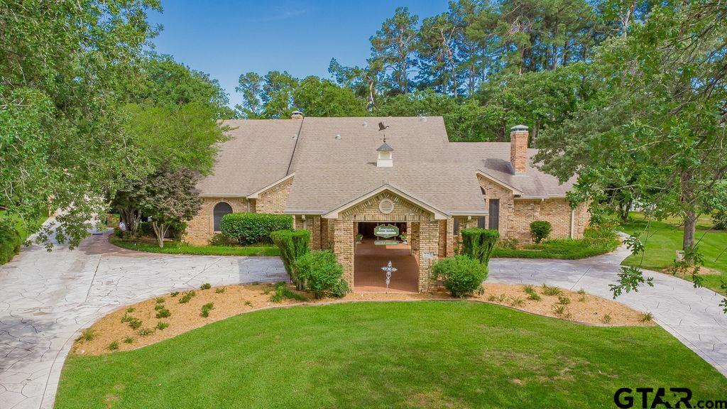 Property Photo: 224 Texas Dr. TX 75771