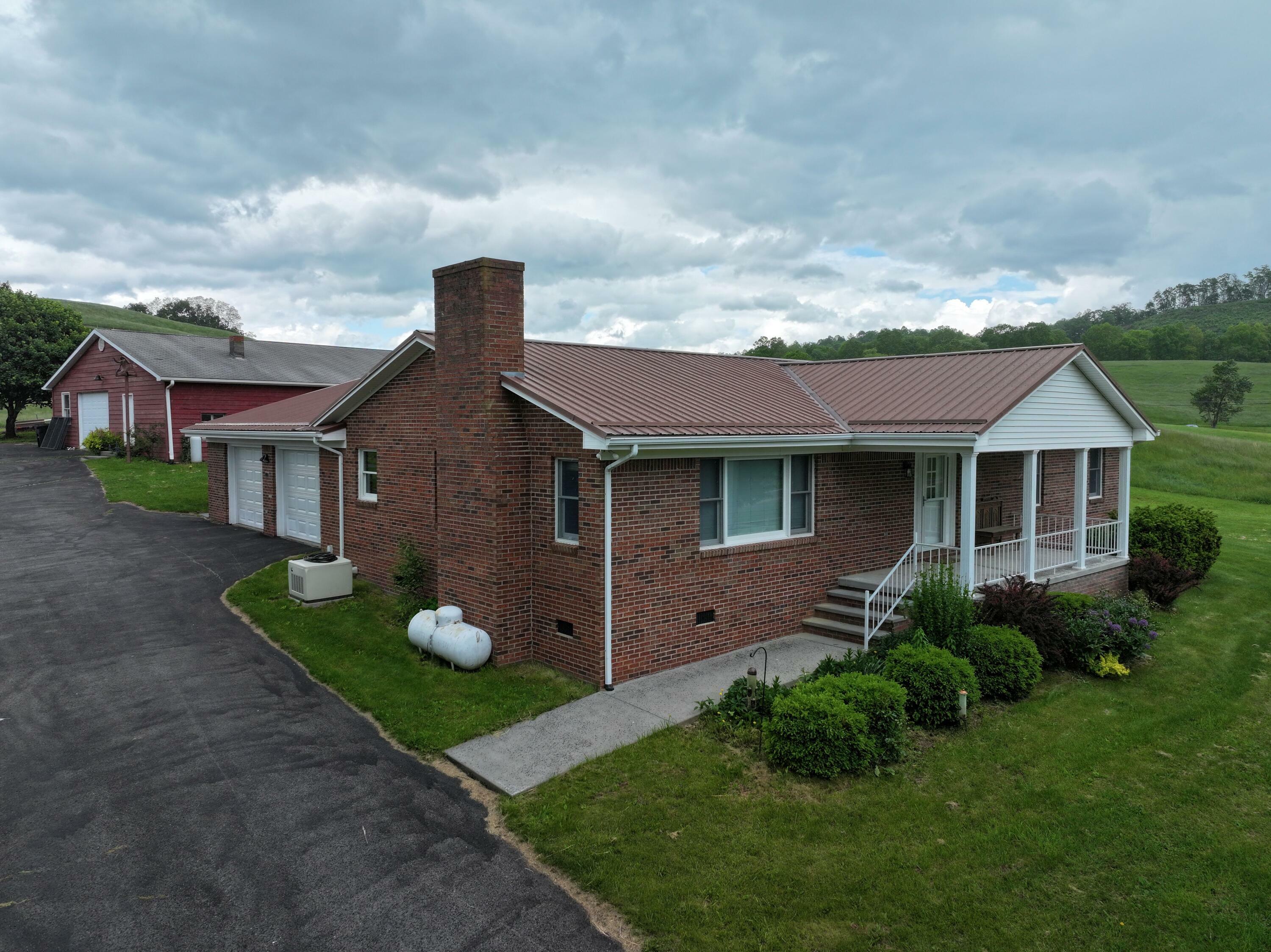 Property Photo:  2446 Grassy Meadows Rd  WV 24910 
