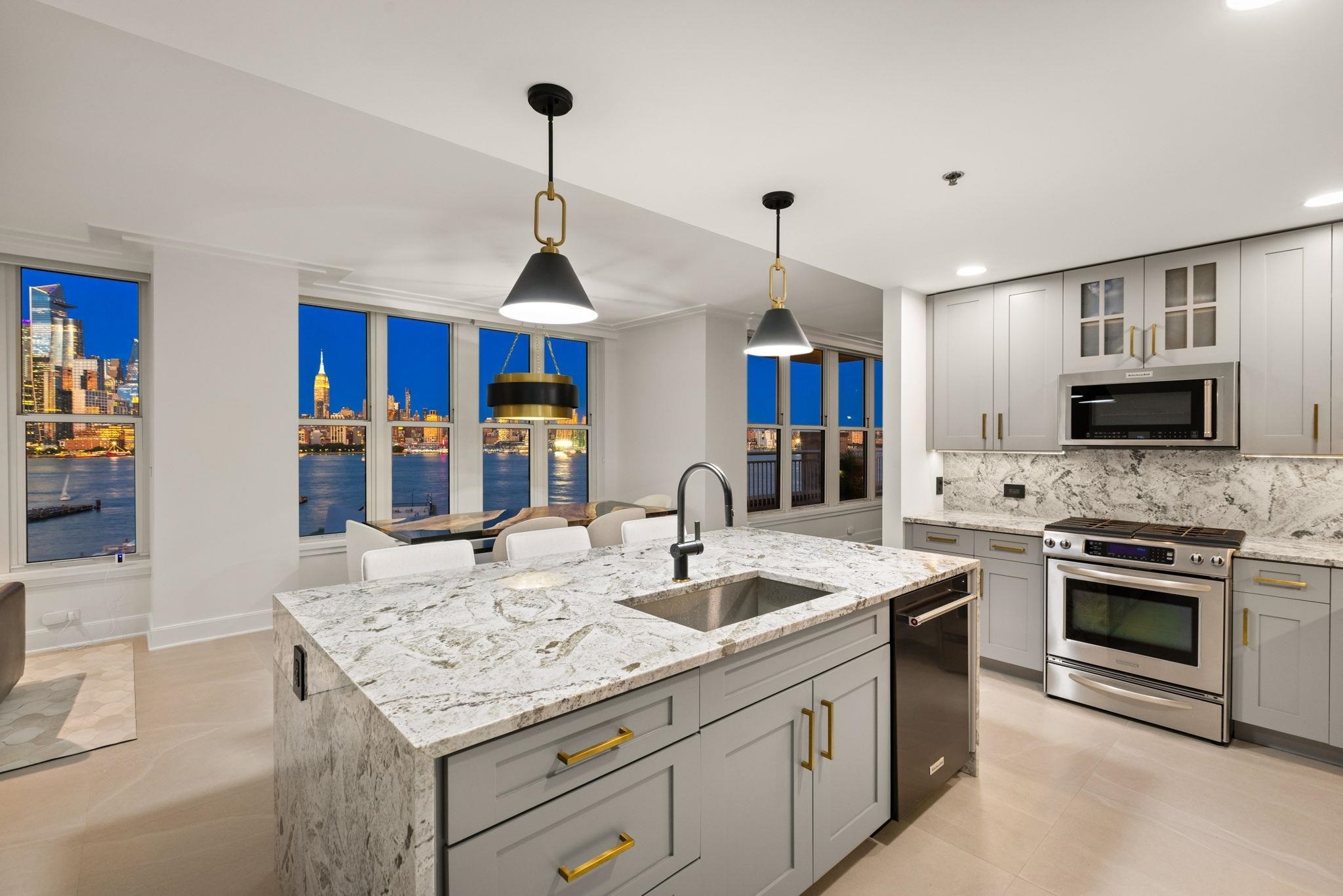 Property Photo:  1125 Maxwell Lane 654  NJ 07030 