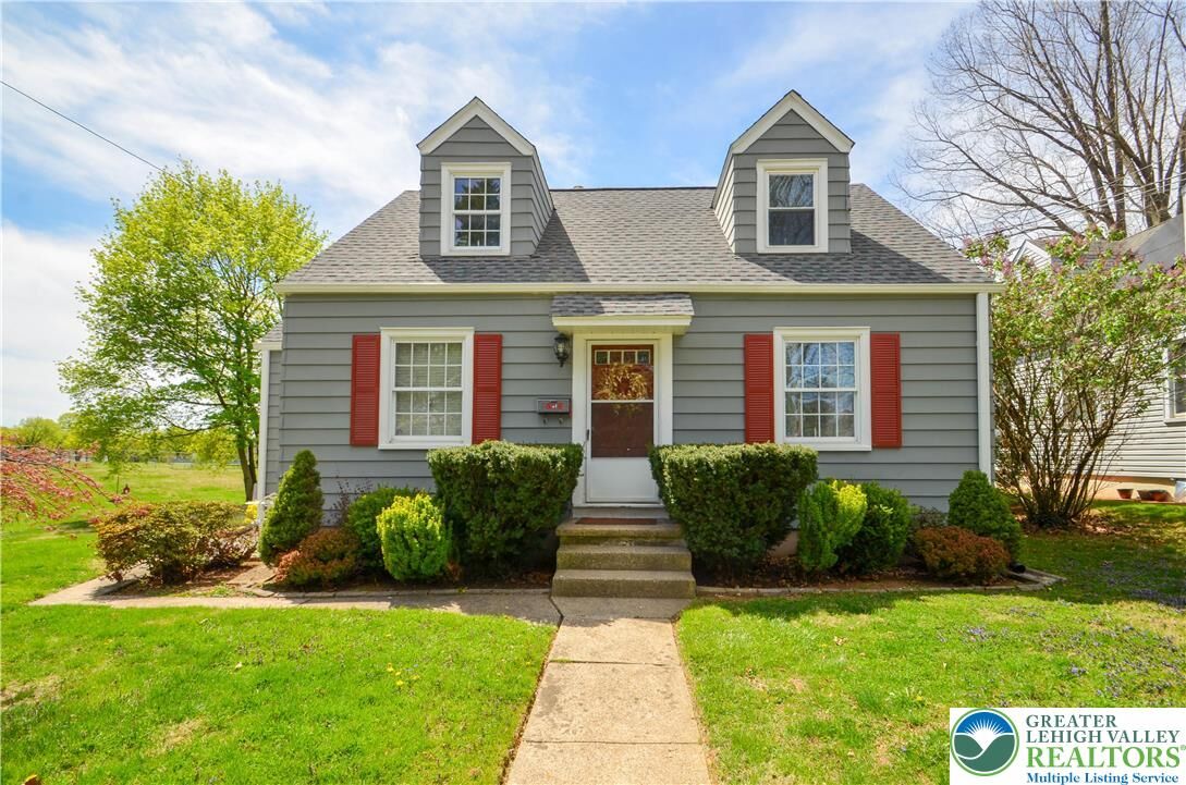 Property Photo: 518 S Glenwood Street PA 18104