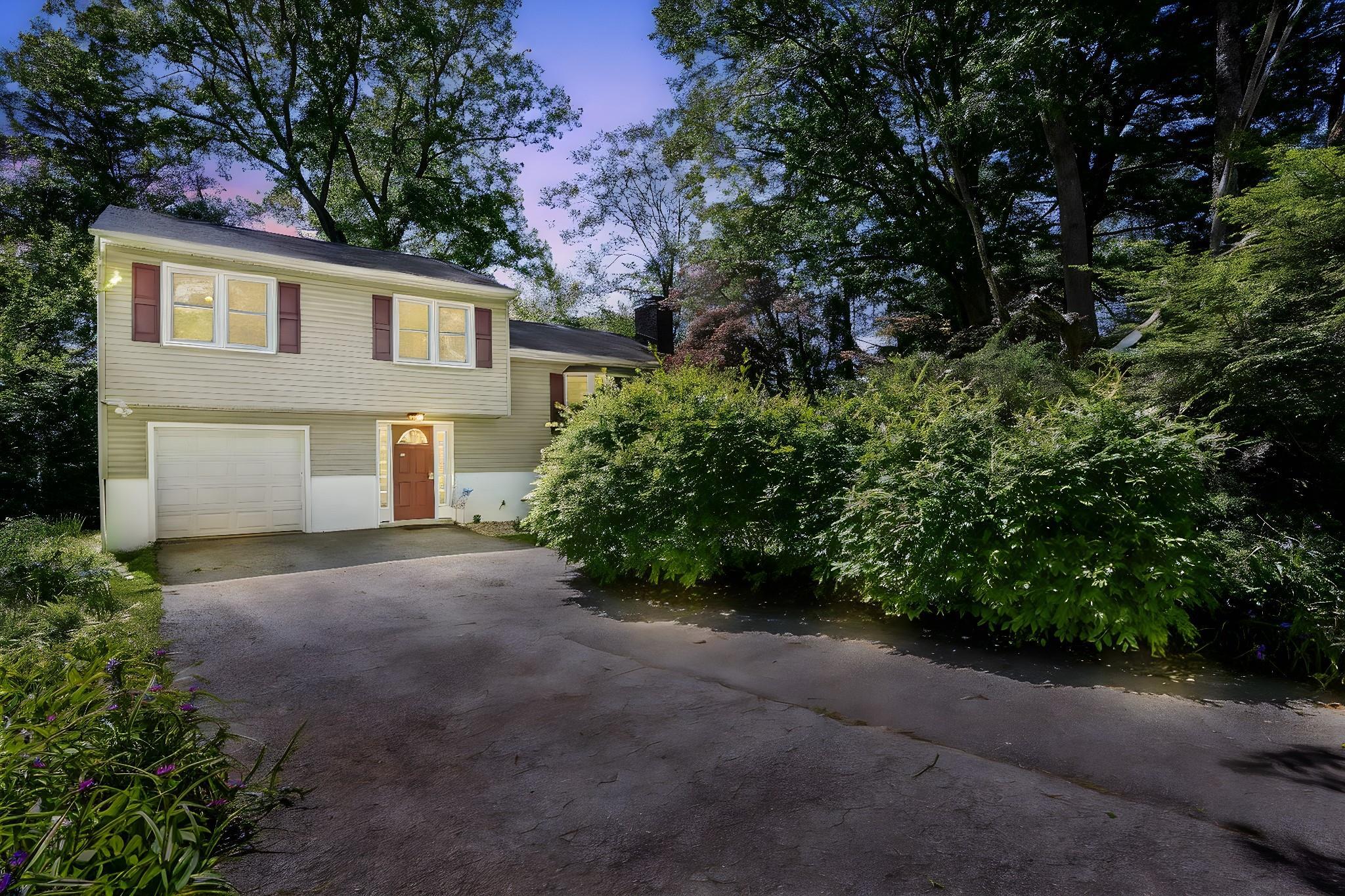 7 Adele Court  Montrose NY 10548 photo