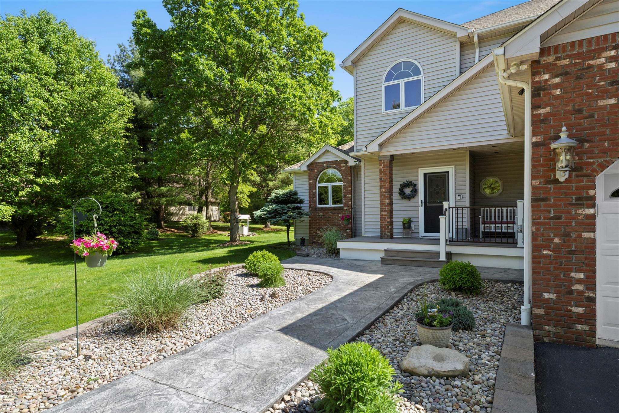 Property Photo:  26 Brouck Ferris Boulevard  NY 12561 
