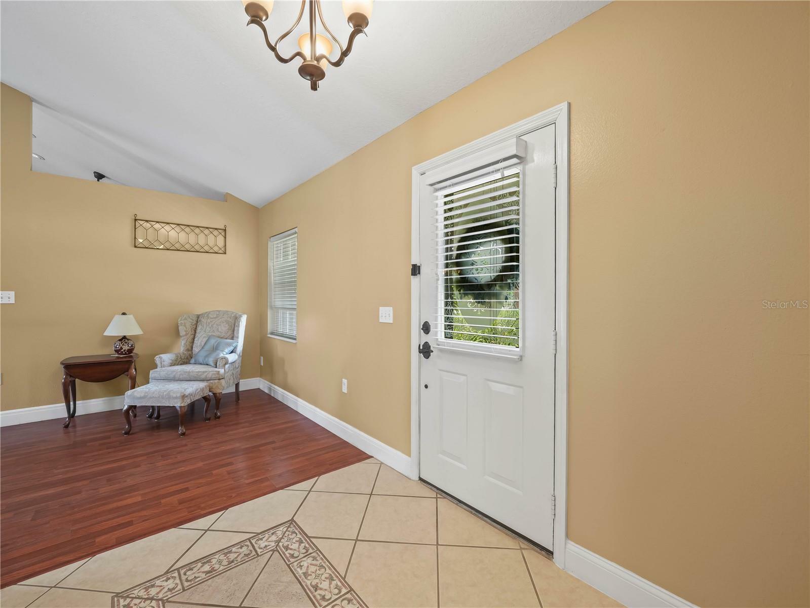 Property Photo: 2921 W Socrum Loop Road FL 33810