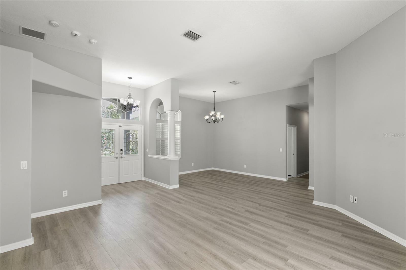 Property Photo: 11934 Wandsworth Drive FL 33626