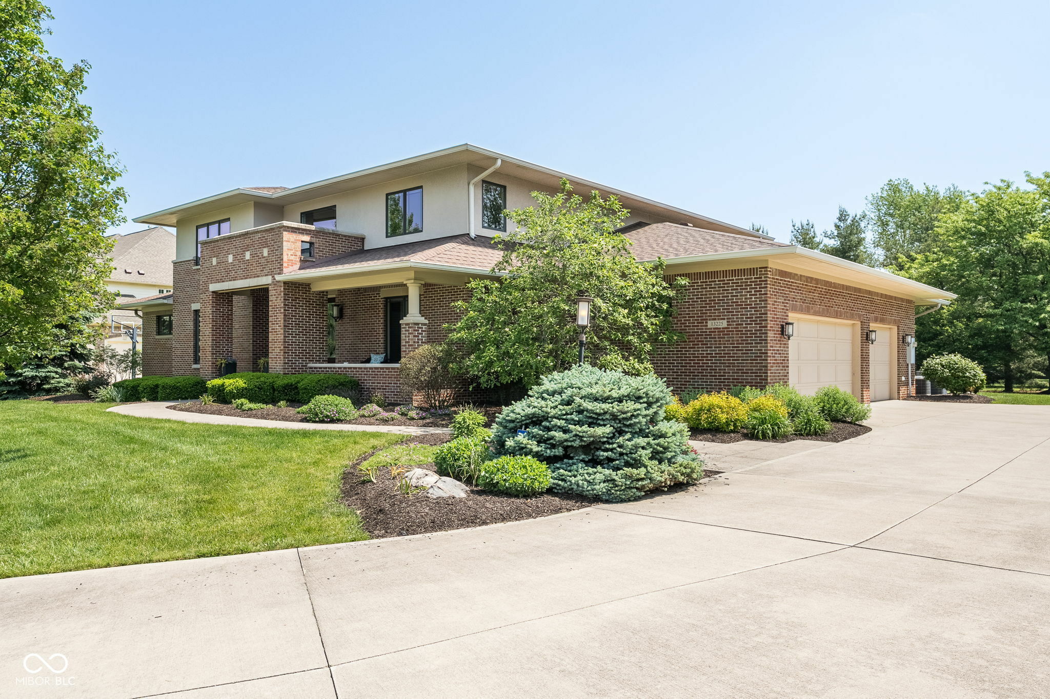 Property Photo: 13225 Gatman Court IN 46032