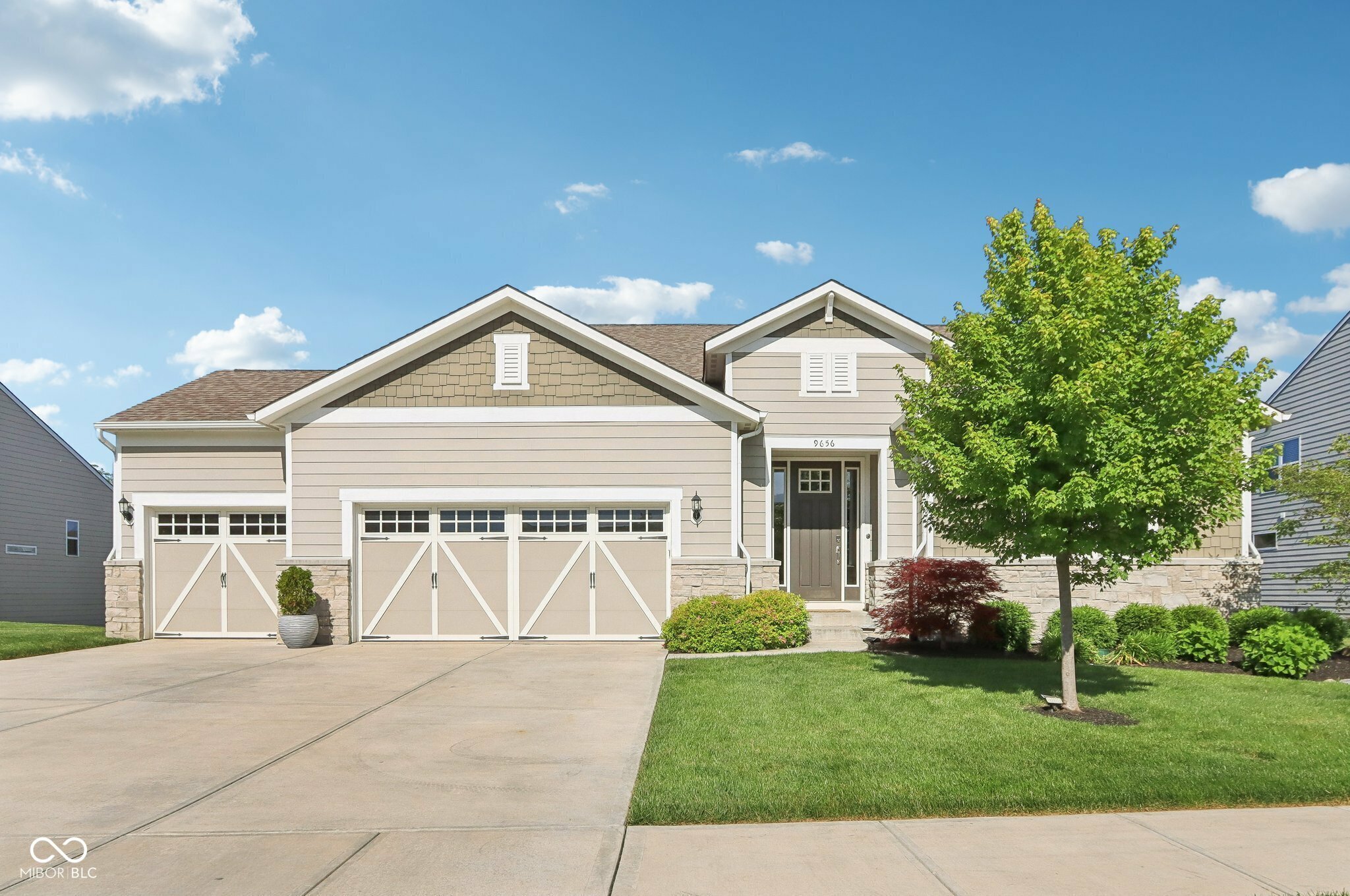 Property Photo: 9656 Summerton Drive IN 46037
