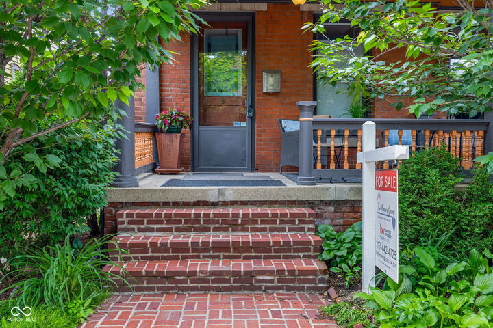 Property Photo: 419 N College Avenue IN 46202