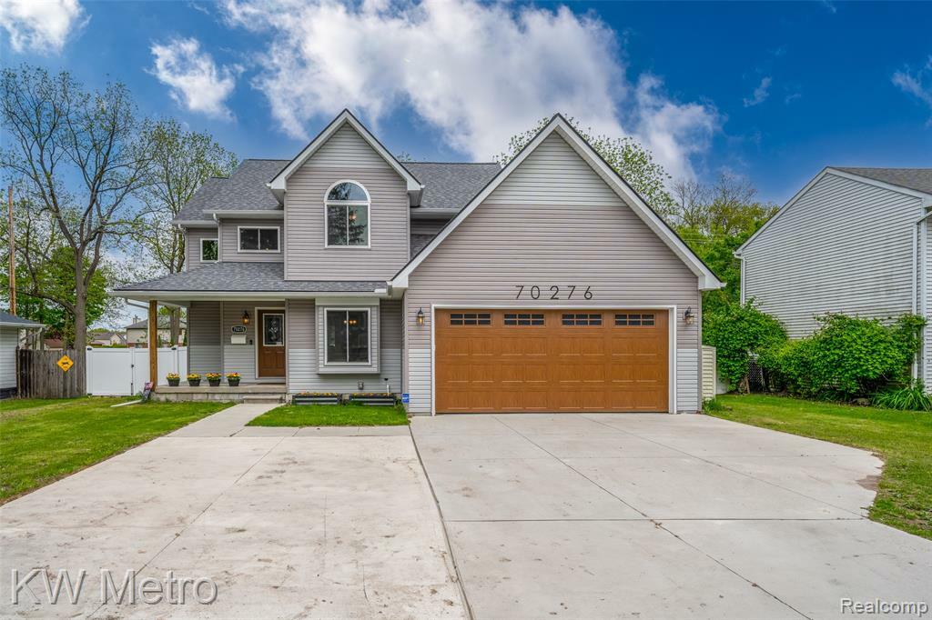 Property Photo: 70276 N Main Street MI 48062 1712
