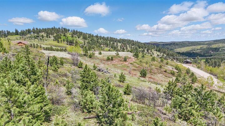 Property Photo:  21125 Tahencala Court  SD 57785 