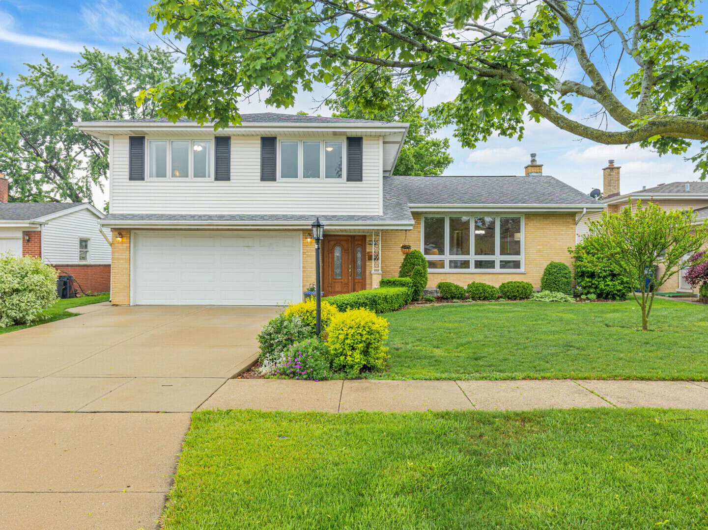 165 Lance Drive  Des Plaines IL 60016 photo