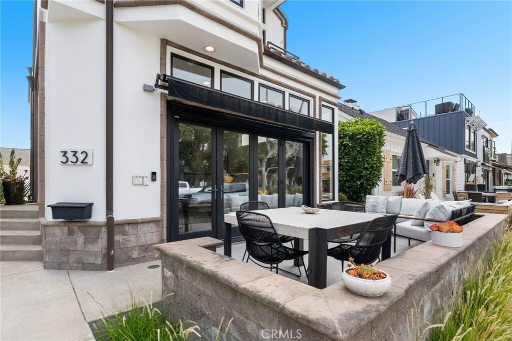 Property Photo: 332 L Street CA 92661