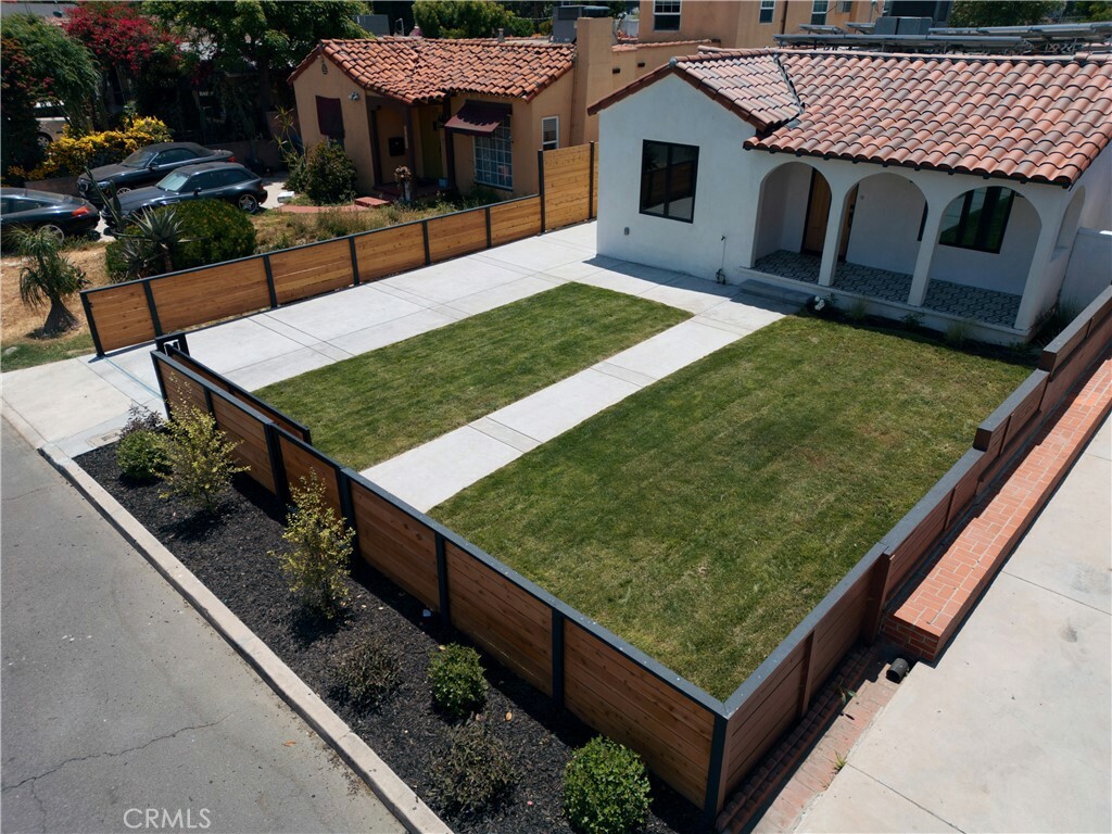 3448 Ferncroft Road  Los Angeles CA 90039 photo