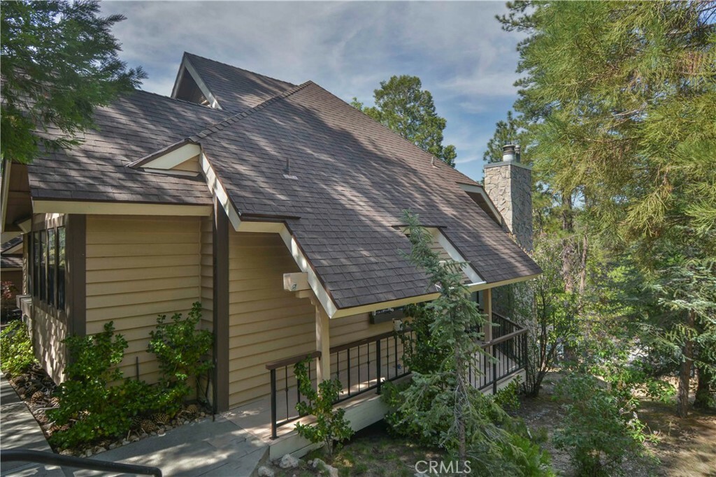 Property Photo: 27517 Sugar Pine Drive CA 92352