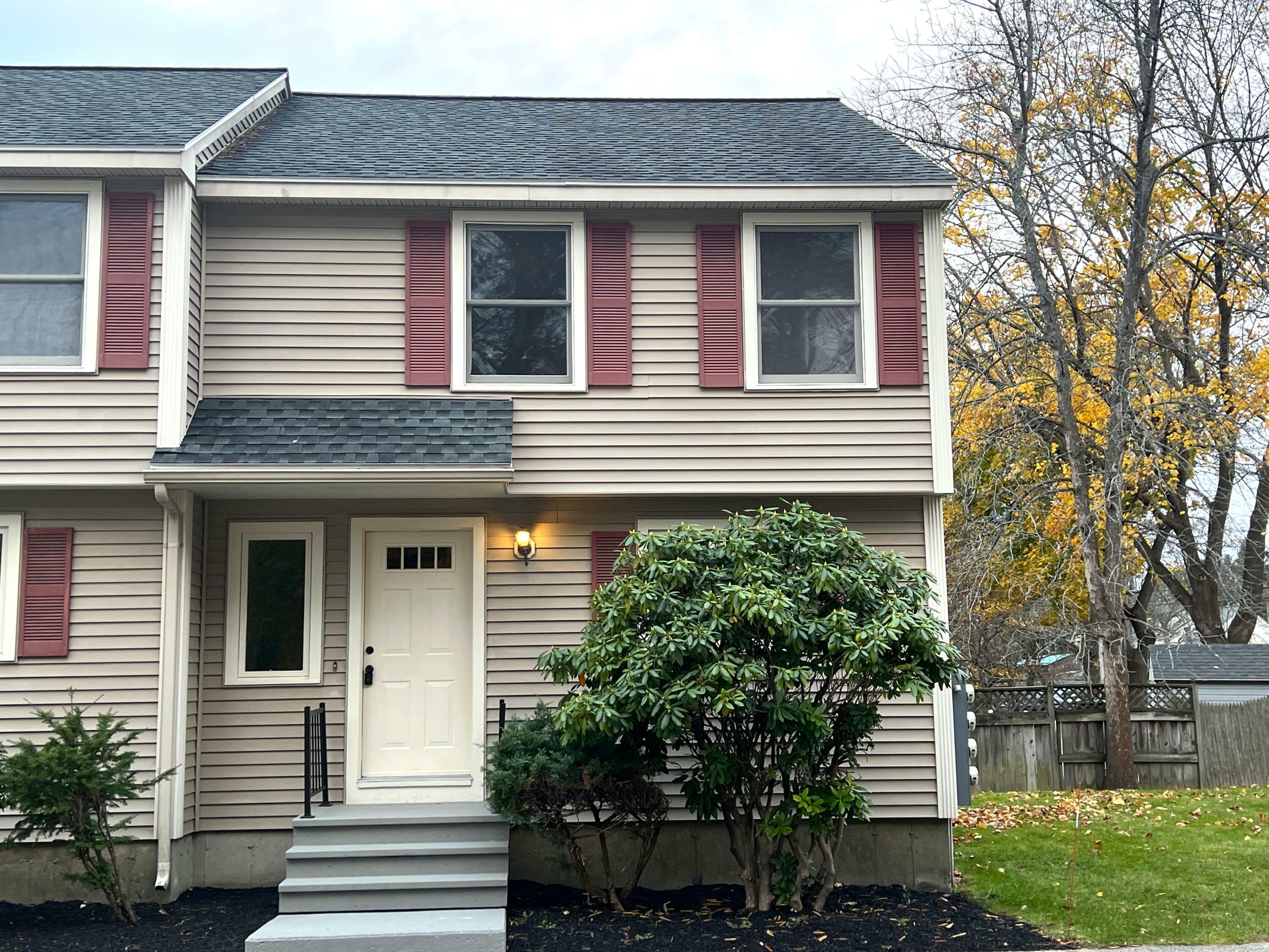 Property Photo: 162 Beach Street 4 ME 04072