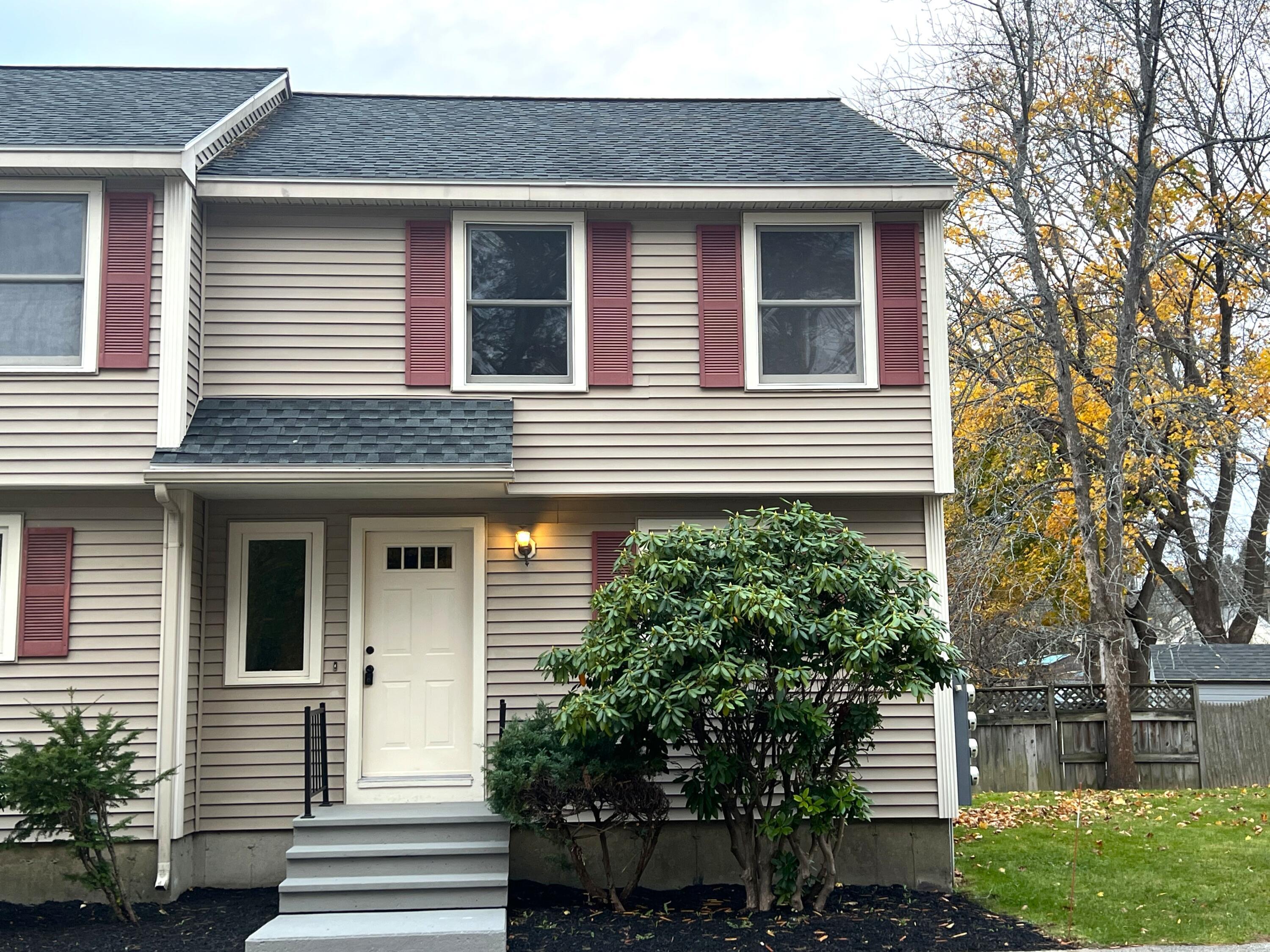 Property Photo: 162 Beach Street 4 ME 04072