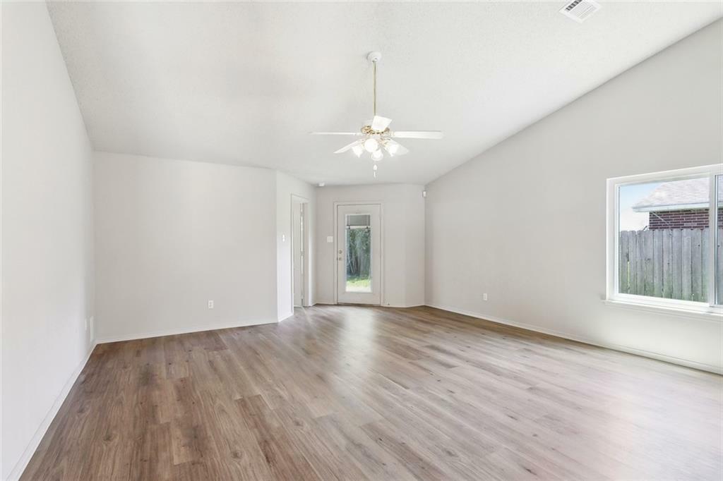 Property Photo: 503 E Third Street LA 70037