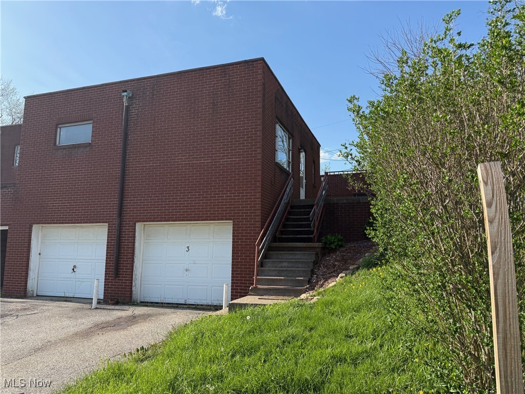 Property Photo: 129 Reichart Avenue OH 43953