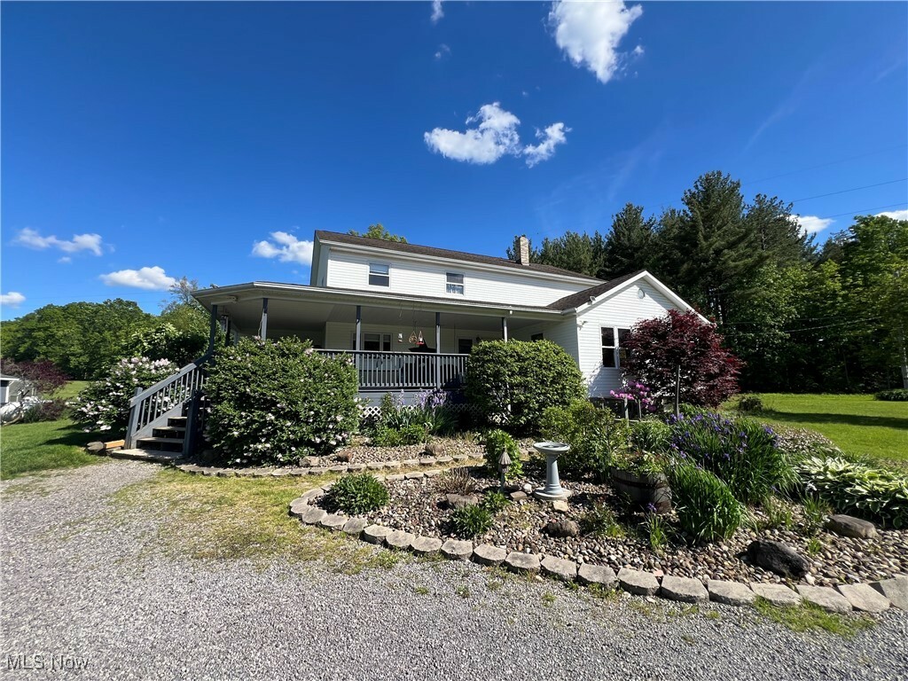Property Photo: 5360 Ensign Road OH 44491