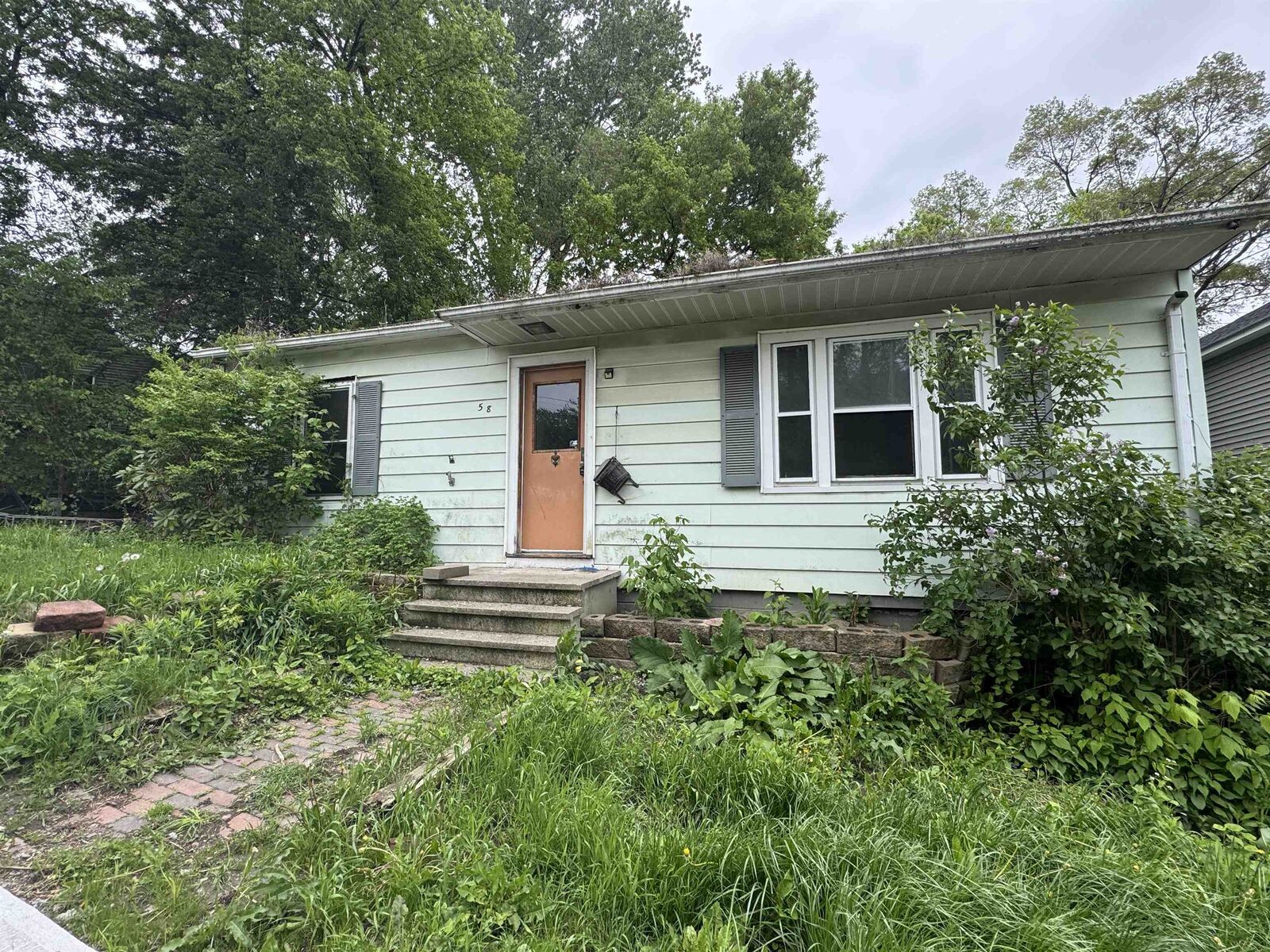 Property Photo:  58 Hall Street  VT 05404 