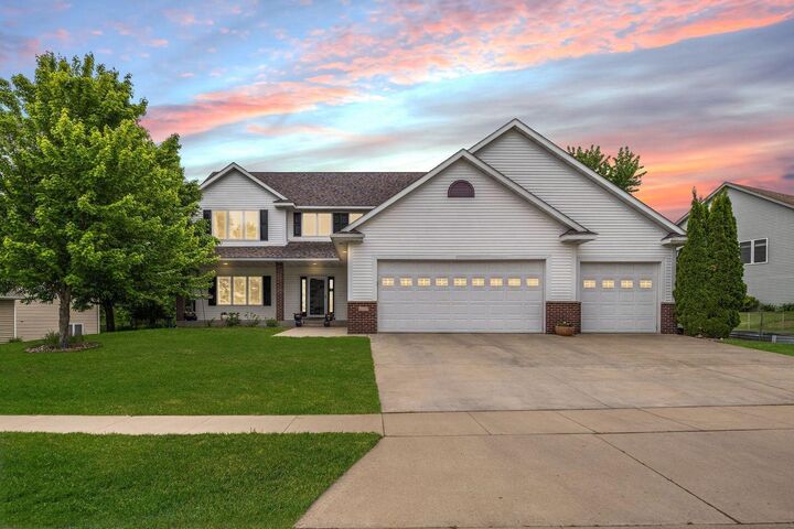 2320 Crimson Ridge Circle NW  Rochester MN 55901 photo