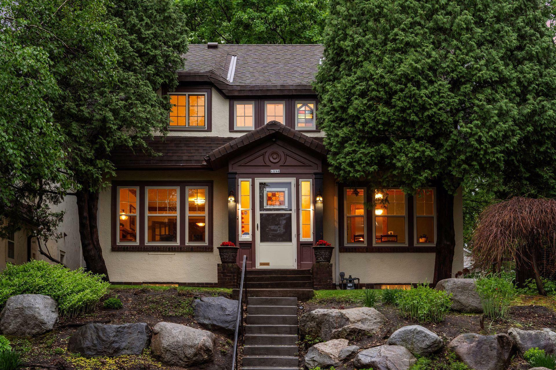 Property Photo: 1286 Fairmount Avenue MN 55105