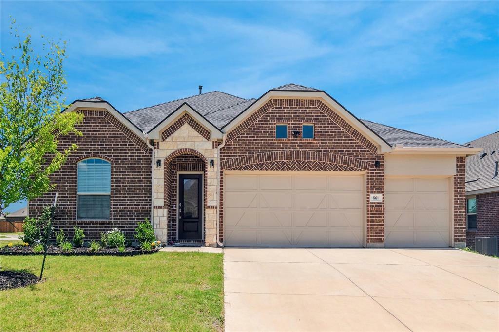 Property Photo: 501 Nolan Way TX 75068