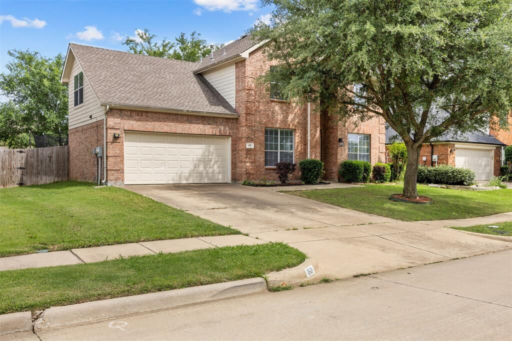 Property Photo: 60 Misty Mesa Trail TX 76063