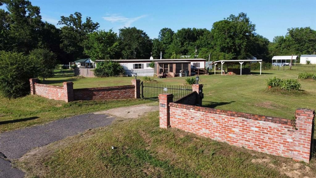 Property Photo: 9830 Esthlyn Street LA 71047