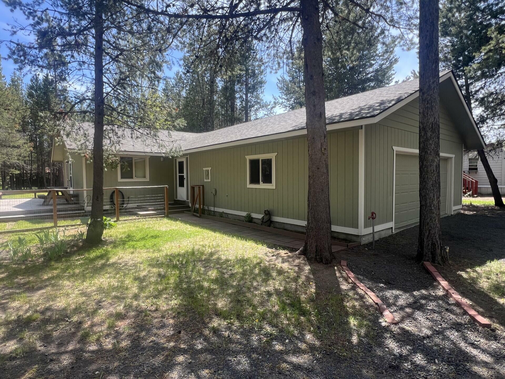 Property Photo: 17375 Canvasback Drive OR 97707