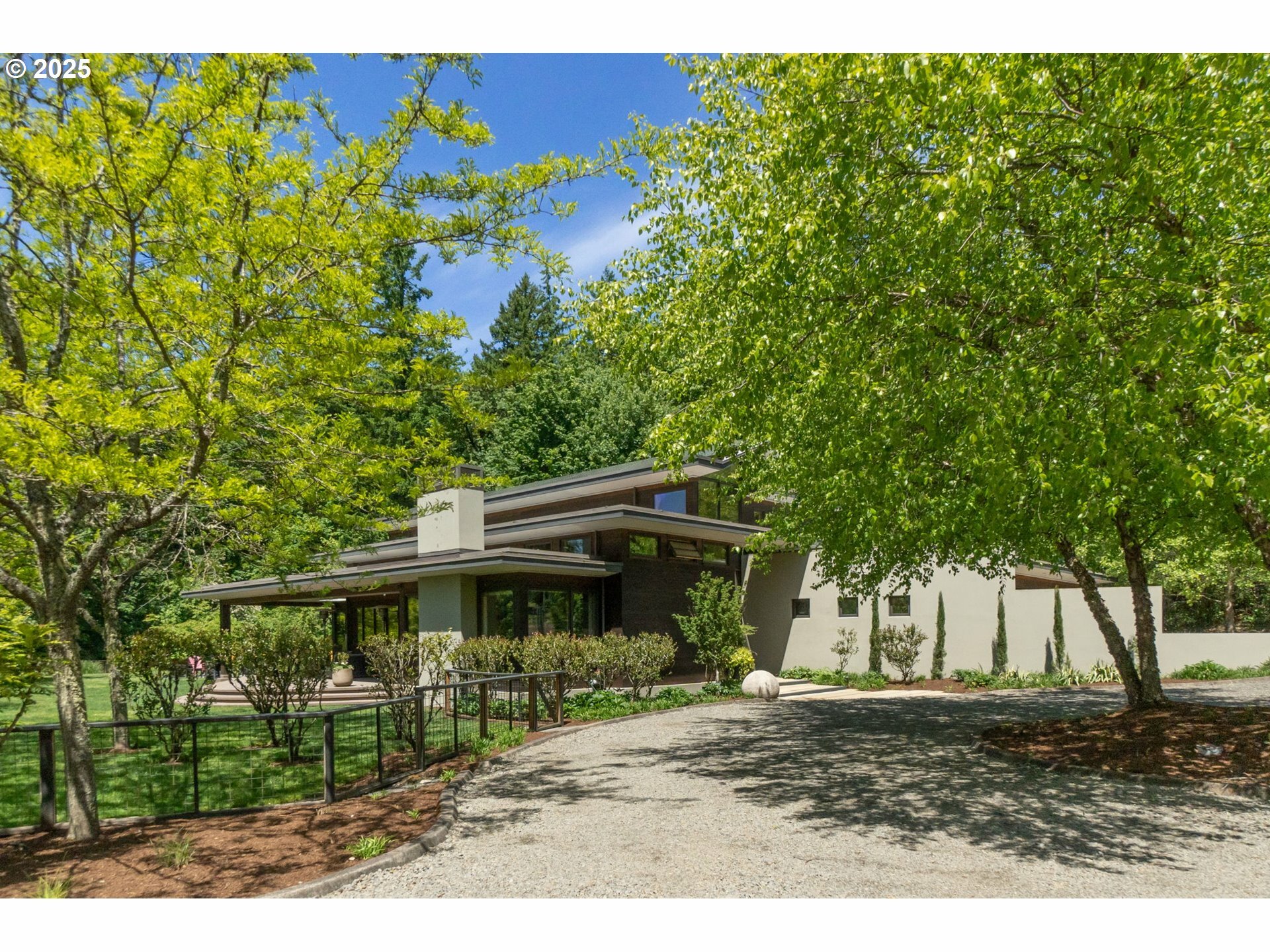 Property Photo:  448 NW Skyline Blvd  OR 97229 