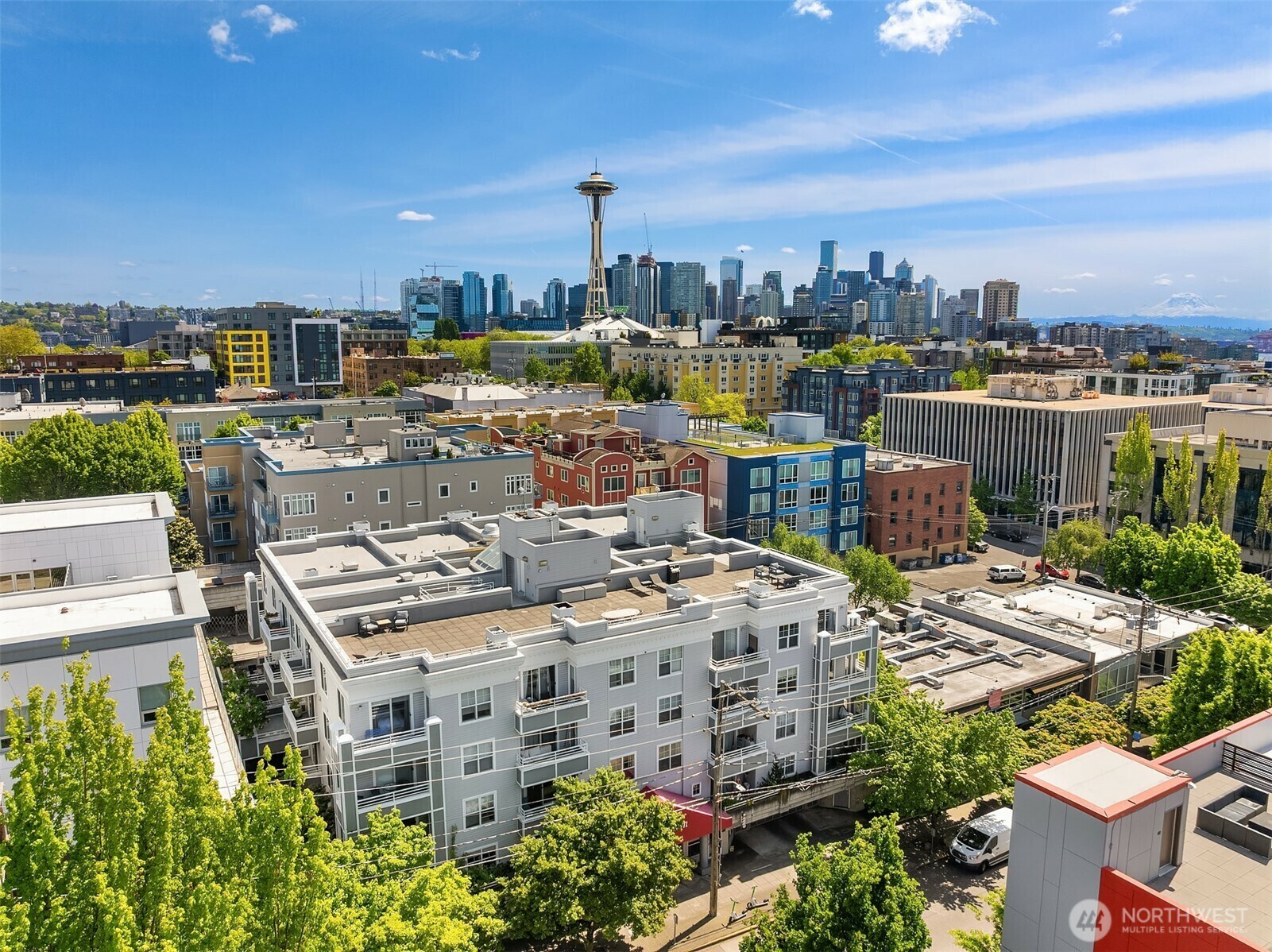 Property Photo: 520 2nd Avenue W 406 WA 98119