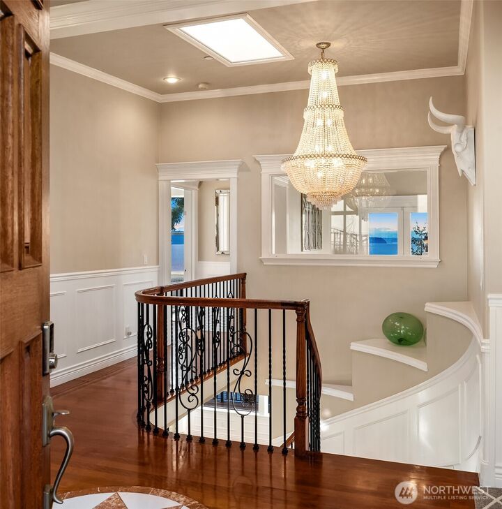 Property Photo: 16523 Maplewild Avenue SW WA 98166