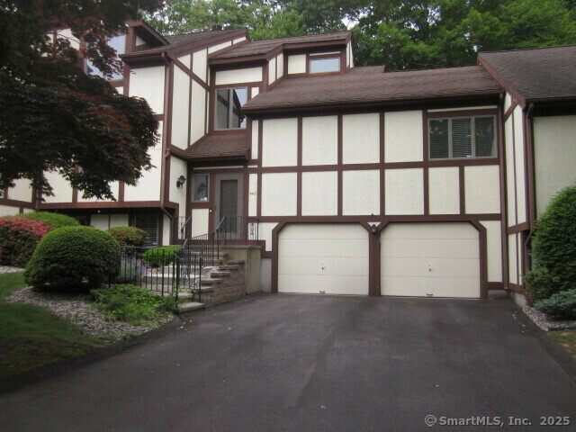 Property Photo: 690 Forest Road 442 CT 06516