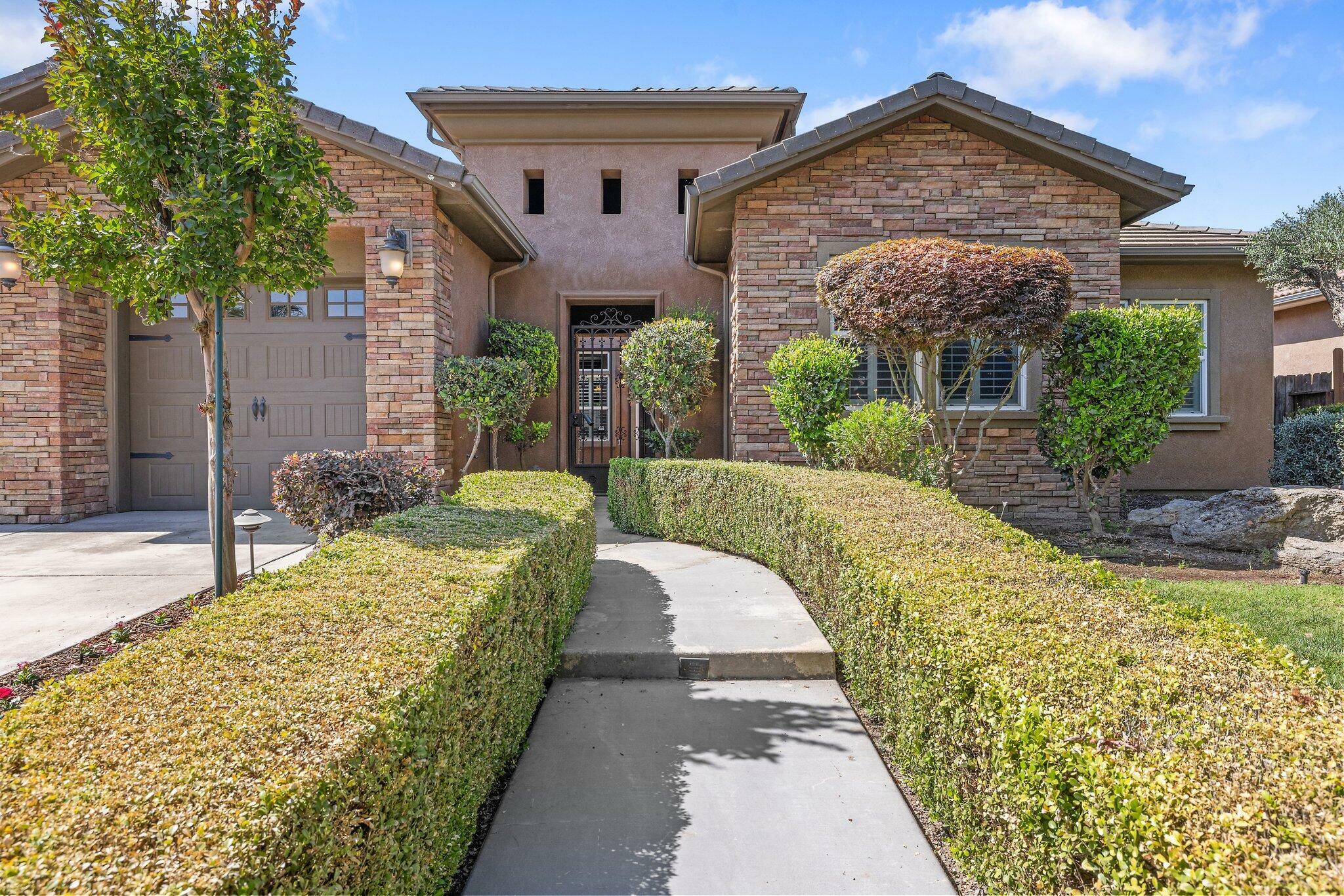 5857 W Modoc Avenue  Visalia CA 93291 photo
