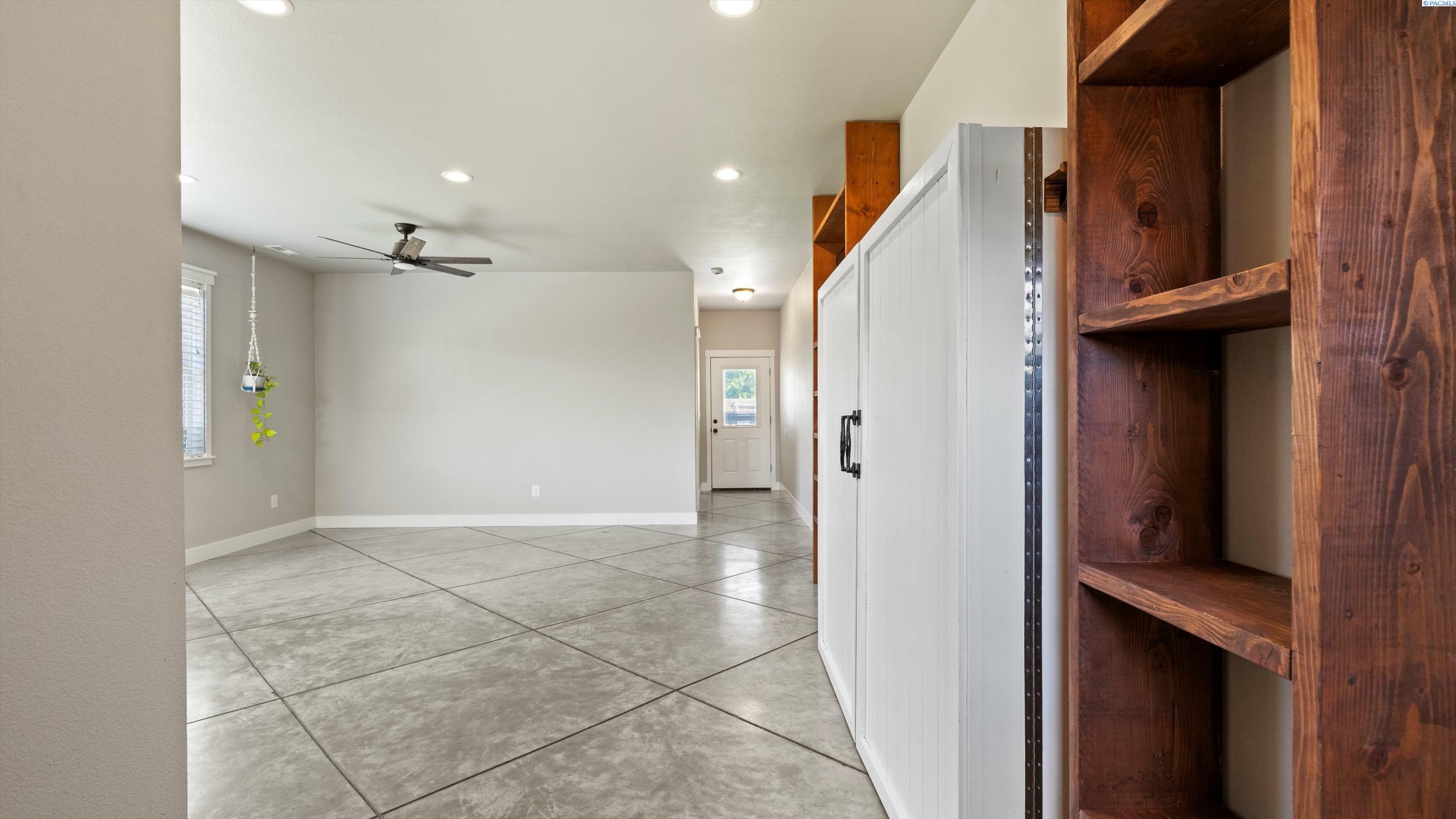 Property Photo: 3904 W Rainy Lane WA 99320-4684